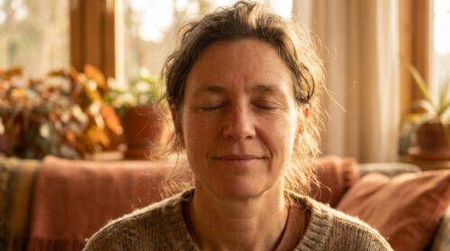 scopri come la qualità della vita migliora quando smettiamo di inseguire la felicità, secondo le ricerche degli psicologi.