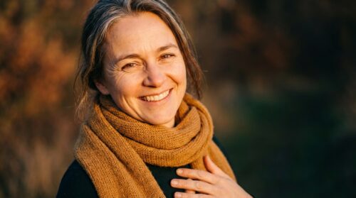 scopri come il grasso addominale dopo i sessant'anni è influenzato principalmente dai cambiamenti ormonali piuttosto che dall'alimentazione, con consigli utili per gestire al meglio la tua salute.